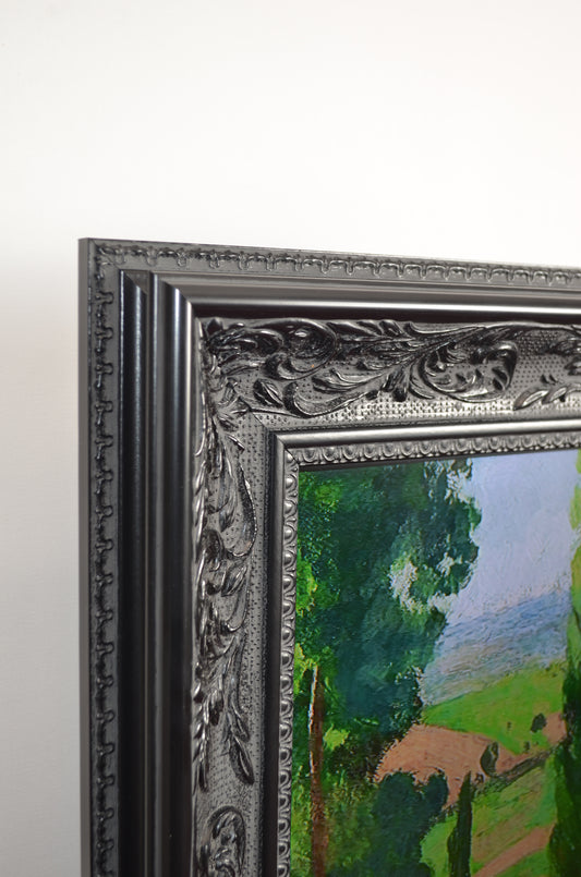 Gigi - Ornate Black TV Frame