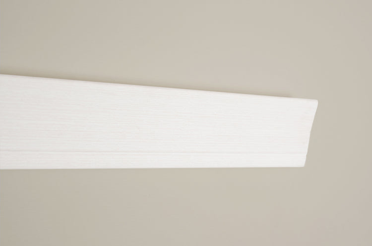Polly - White TV Frame
